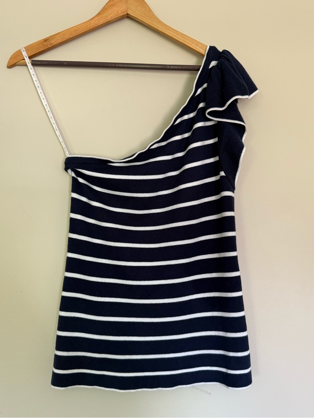 Lilly Pulitzer Navy and White Striped One-Shoulder Knit Top Ruffled Shoulder S
